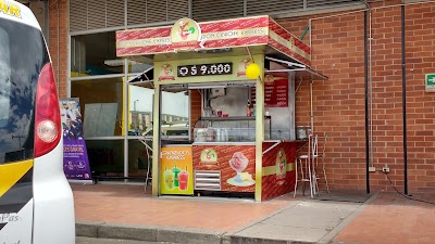Photos of &Eacute;xito Bosa