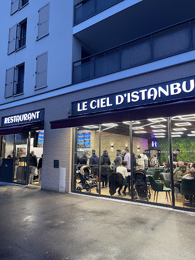 Photo 7 - Le Grill House