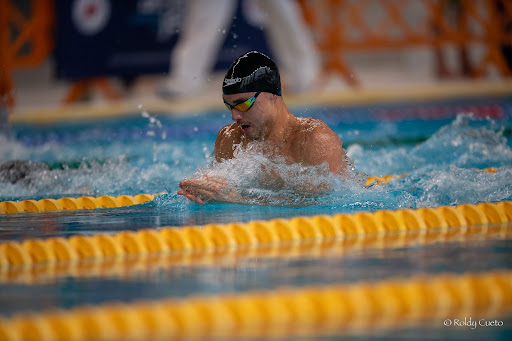 Photo de Night Swim à Courbevoie (92400)