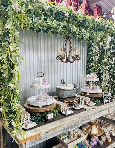 Botanically Beautiful - Visual