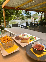 Photo n°66 de La Guinguette du pont de Cénac à Cénac-et-Saint-Julien (Snack)