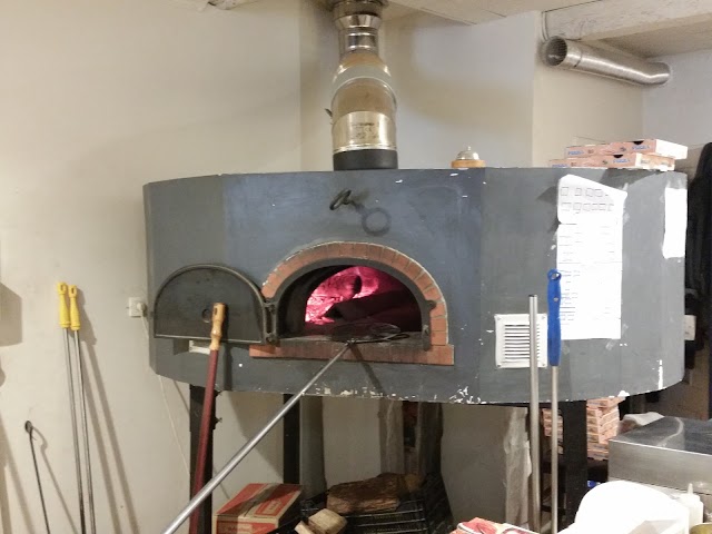 Zuppelli pizza