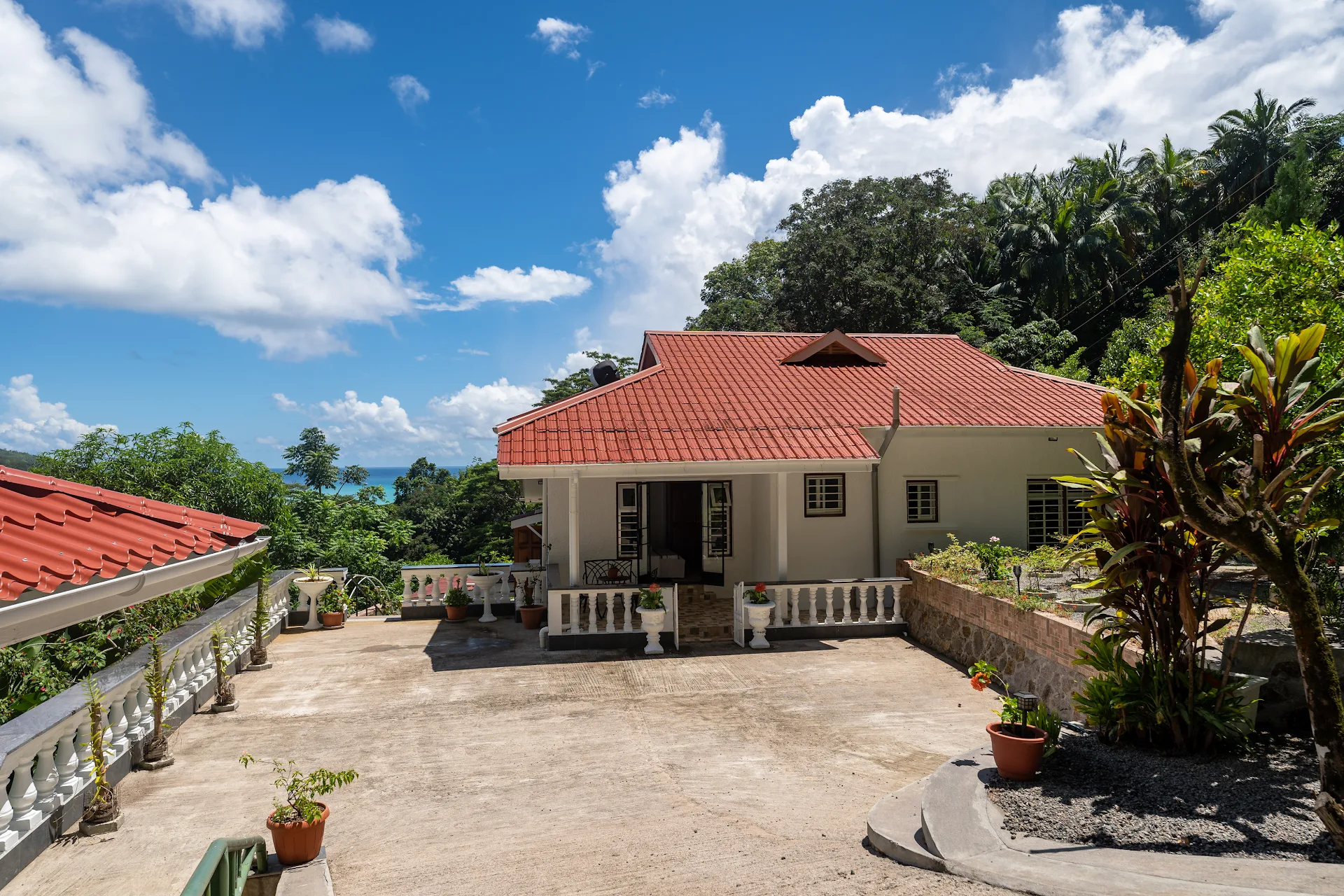 Jane's Serenity Guesthouse