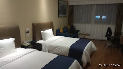 Photos of Holiday Inn Express Shanghai Zhabei