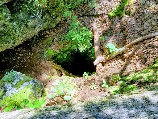 Nanny's Mountain Historical Site - Thumbnail