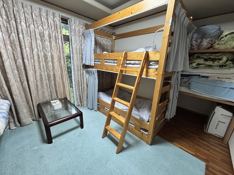 かまがりロッジアカリト