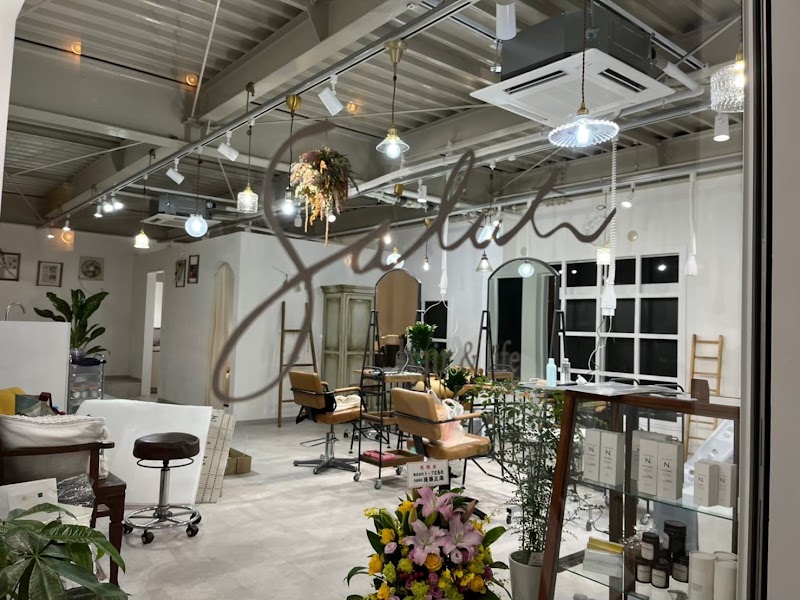 salut 町田 【サリュー】ヘア/アイラッシュ/アイブロウ/よもぎ蒸し/ベビーシッター