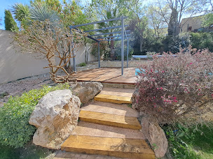 Photo n°12 de Nettoyage Terrasse Bois DEM SHOW à Valros (Service de nettoyage et d'entretien)