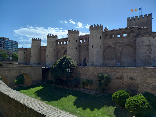 Saragossa - Visual