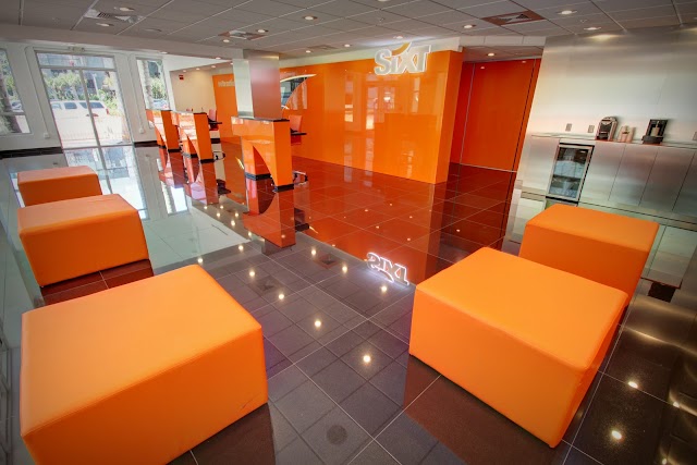 SIXT Rent a Car Miami Beach Collins Ave.