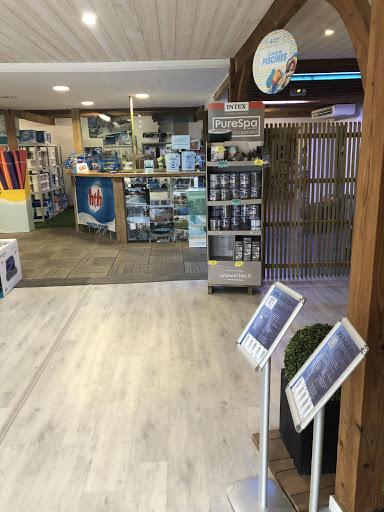 Photo de Piscines & Spas du Perche - Hydro Sud La Ferté Bernard à Nocé (61340)