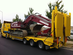 Photo n°6 de TDR 93 Transport Levage Ile de France à Villeron (Service de transport)