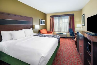 La Quinta Inn & Suites by Wyndham Oxford - Anniston