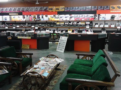 Photos of Potch Speed Den