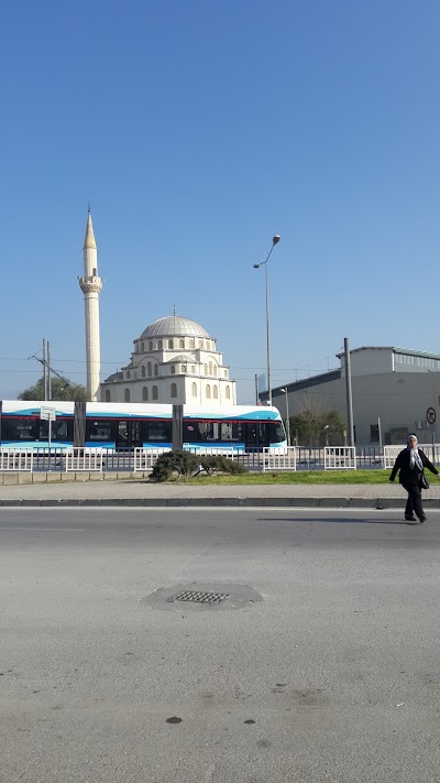 Halkapınar Otobüs Aktarma Merkezi