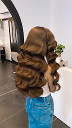 Photo n°6 de Defne Hairexperte à Ambérieu-en-Bugey (Salon de coiffure)