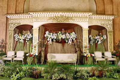 Photos of Ern Professional Make Up & Wedding