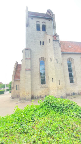 Åbningstider for Fredens Kirke
