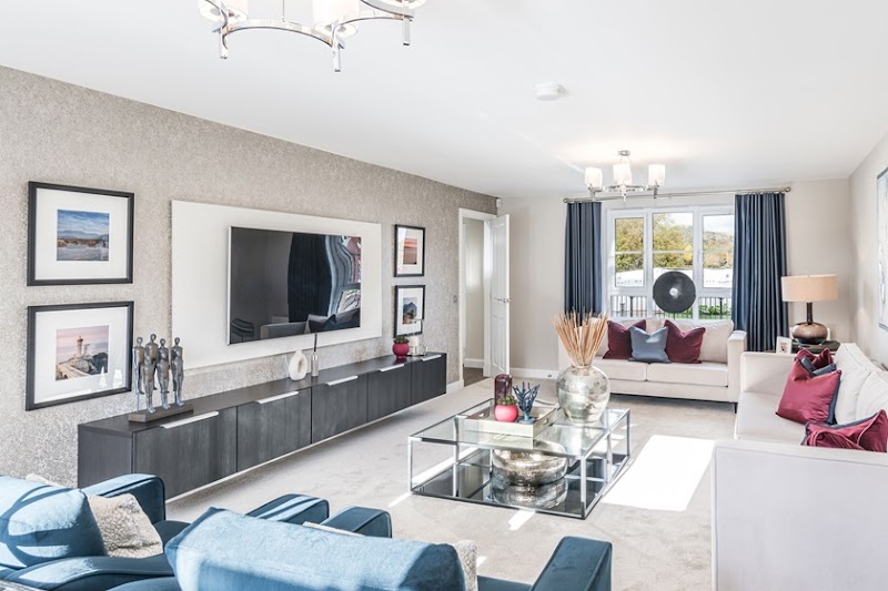 Barratt Homes - Castle Reach photo 3