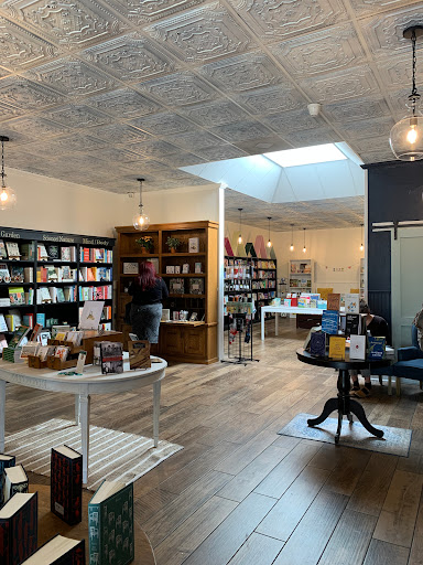 Monarch Books - Visual