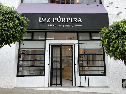 Luz Púrpura Piercing Studio - Thumbnail