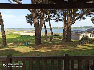 Photo n°11 de Camping Municipal de Beg Ar Vilin - Plougrescant à Plougrescant (Terrain pour camping-cars)