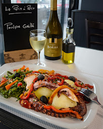 Photo n°15 de Le Petit à Petit à Levallois-Perret (Café)