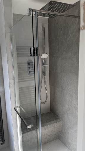 Ultimate Bathrooms - Visual