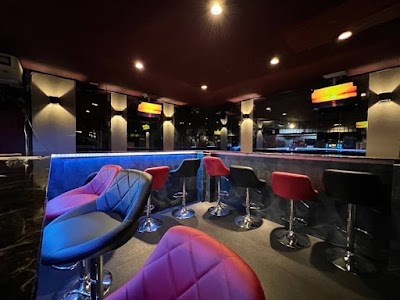 ガールズバー『 ROYAL』ロイヤル