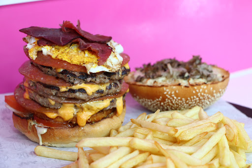 Photo 6 - Pizz's and burg's