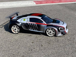 Photo n°3 de MM Racing à Saint-Jean-le-Centenier (Magasin de modélisme)