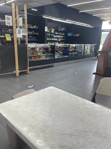 Robinson's - Visual