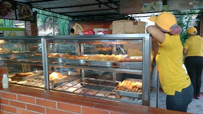 Photos of Solo Pastelitos