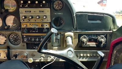 Photos of Aerodromo Tir&uacute;a