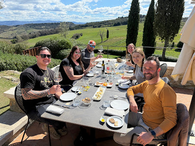 tuscanybytom Via Provinciale Cerretese, 91, 50050 Cerreto Guidi FI, Italia