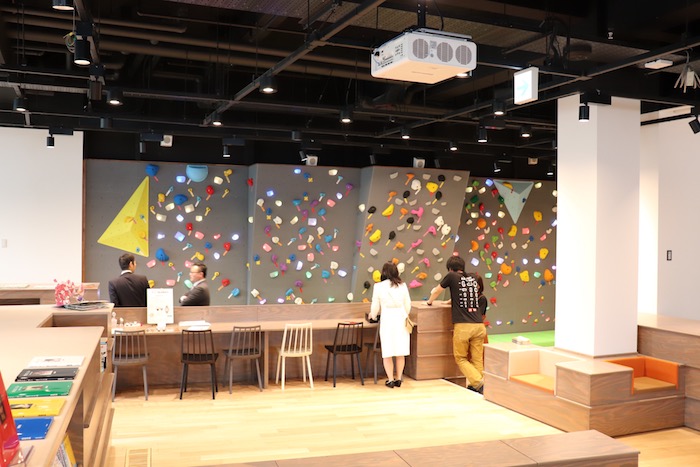 ビジョンパーク みちびクライミングウォール