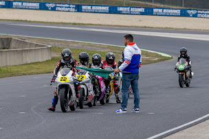 Photo n°4 de CIP - Centre International de Pilotage à Saint-Martin-de-Valgalgues (Siège social)