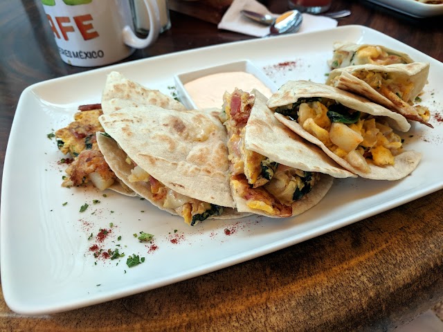 Polos Mango Café