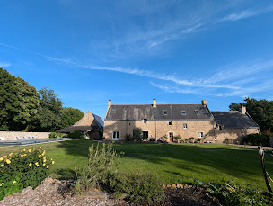 Photo n°25 de Talvern, Le Chant du monde, 5 chambres d'hôtes dont 1 pour pers. à mob. réduite (10 à 15 pers) et 1 gîte (2 à 4 pers) à Landévant (Gîte pèlerin)