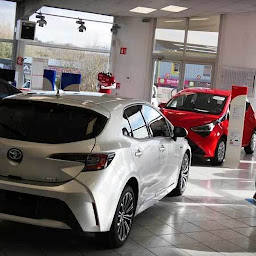 Photo n°11 de Toyota Lannion - Cobredia à Lannion (Vendeur de voitures d'occasion)