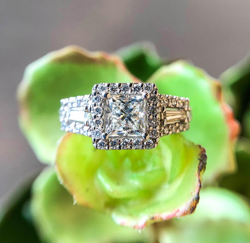 Rogers & Hollands® Jewelers - Thumbnail