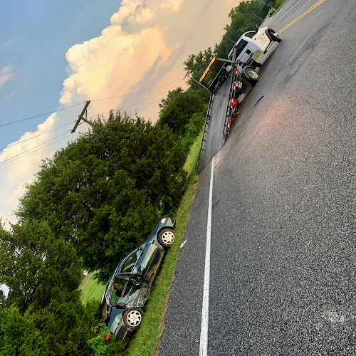 Gilroy's Towing & Auto Repair