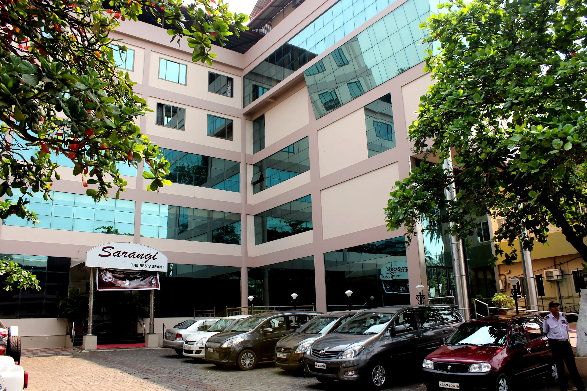 East Avenue Hotel