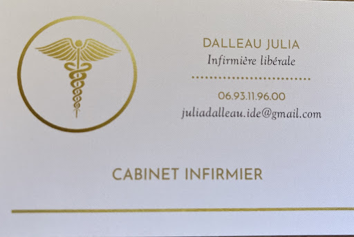JULIA DALLEAU