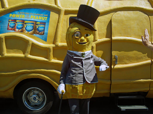 Planters Peanuts - Visual