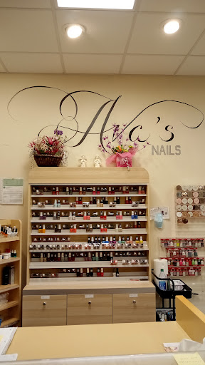 Ava's Nails - Visual