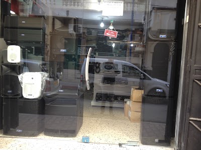 electronics-store