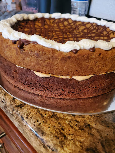 Delish*Us Cakes & Catering, LLC - Thumbnail