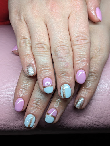 All That Sparkles - Nails by Kim Shenton - Thumbnail