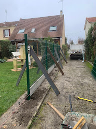 Photo n°9 de M.Dhont Jardinier à Bueil (Service d'élagage)